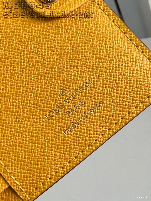 - LOUIS VUITTON Lisa Wallet 9*11.5*1.5CM 0816